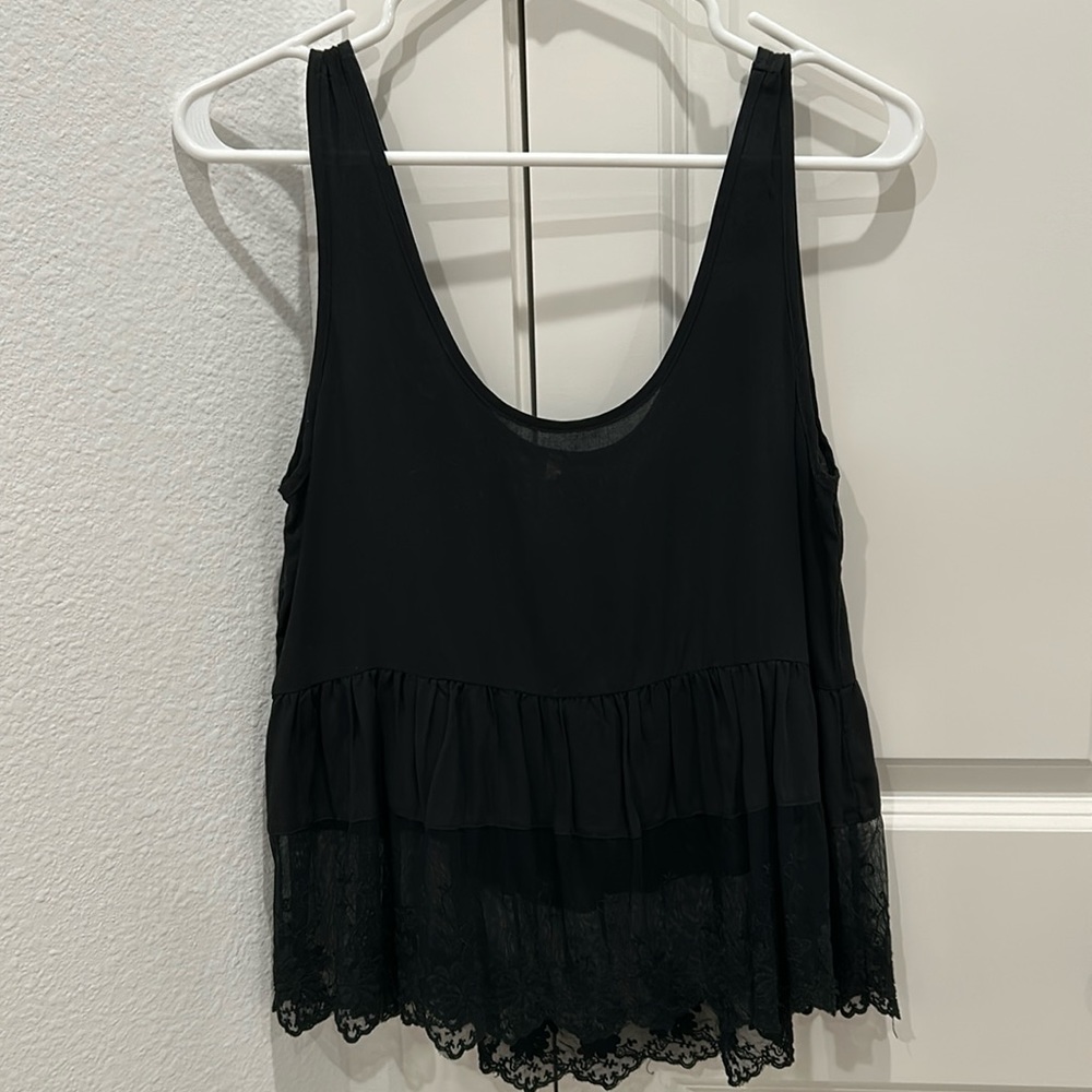 High/ Low Lace Detailed Tank